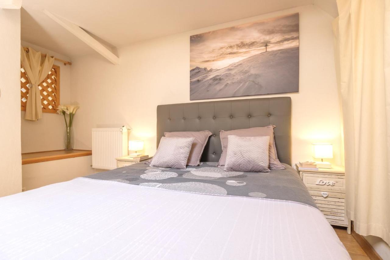 Beau Duplex 54M2, Classe 3 Etoiles Et Label "Gite De France" 5Min Centre, 15Min Gare Climatisation, Calme, 2 Chambres, Netflix Wifi, Tv 140Cms, Parking, Boite A Cles Arrivee Tardive - Gites La Tarine - البيتفيل المظهر الخارجي الصورة